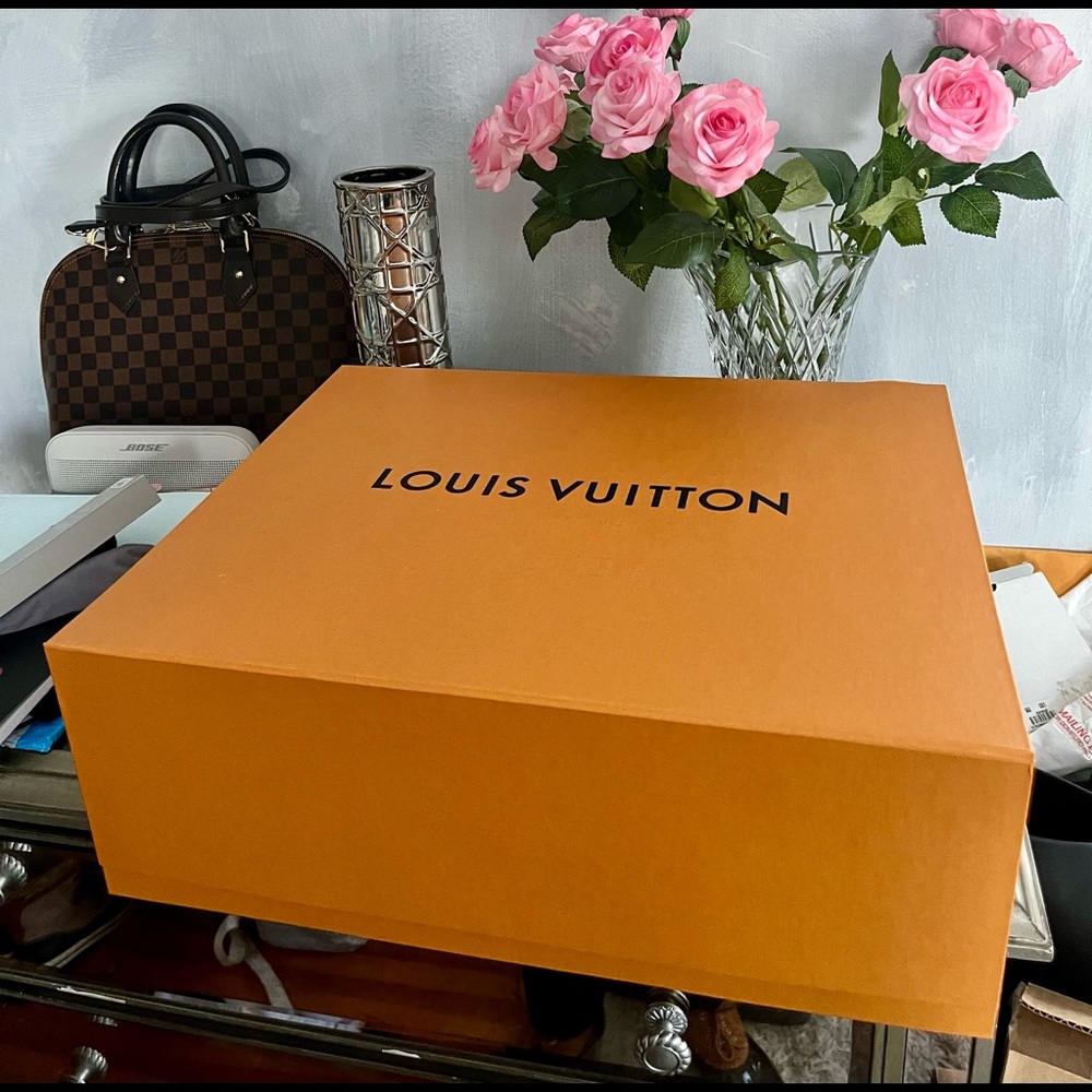 XXL Authentic Louis Vuitton Box - Magnetic Closure - Storage/ Decor